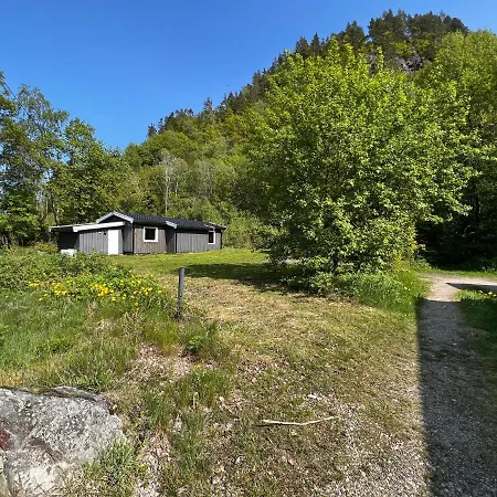 Naturskjonn Feriehytte I Naerheten Av Dyreparken Kristiansand Exterior foto